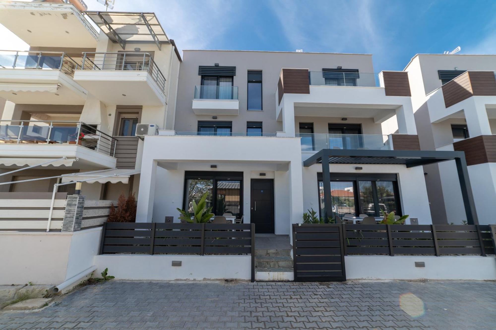 Kleoniki & Irida Residential Complexes Apartment Ofrinion Exterior photo